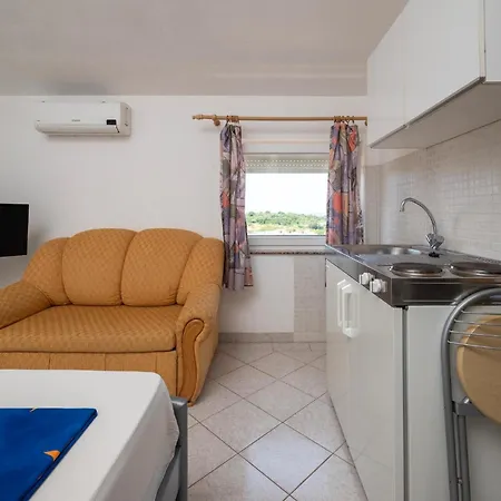 Lovely In With Kitchen Lejlighed *