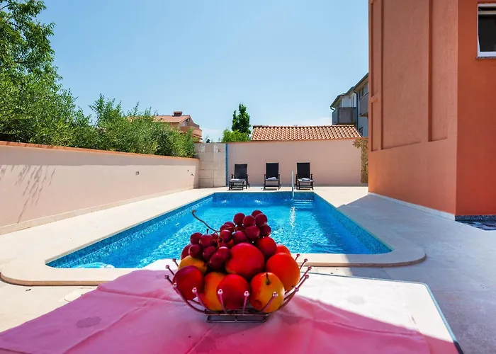 Lovely In With Kitchen 아파트 *